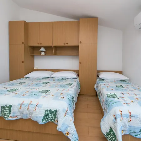 By The Sea Brist, Makarska - 15465 Apartment